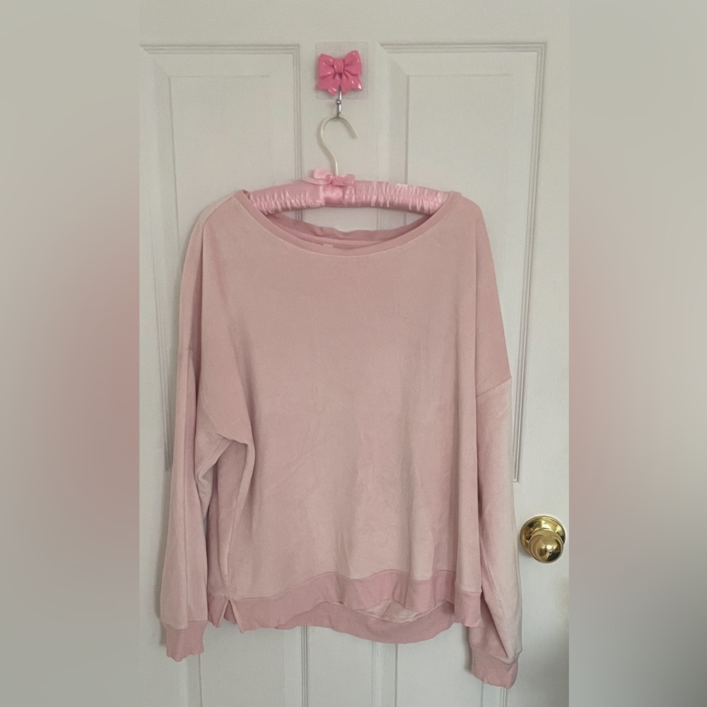 🌸🤍🌸 Baby Pink Ultra Soft Lounge Sweater Size L